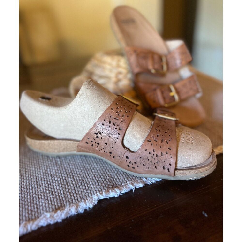 Earth 10W Comfortable Leather "Antigua" Sand Slip In Sandal Excellent Condition!